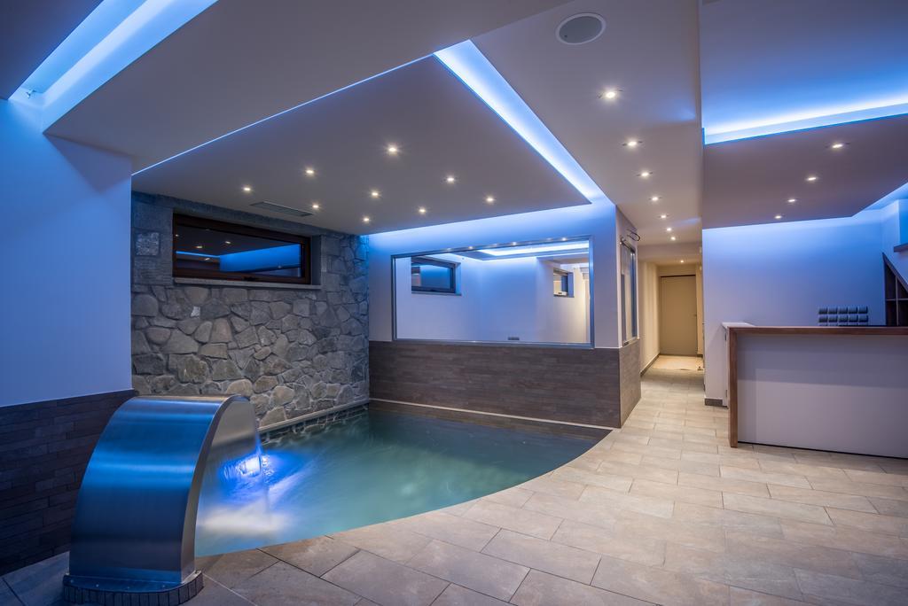 The View Village - Villas Suites & Spa 卡尔派尼西翁 外观 照片